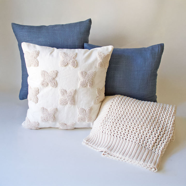 Loop Clover Pillow Cover