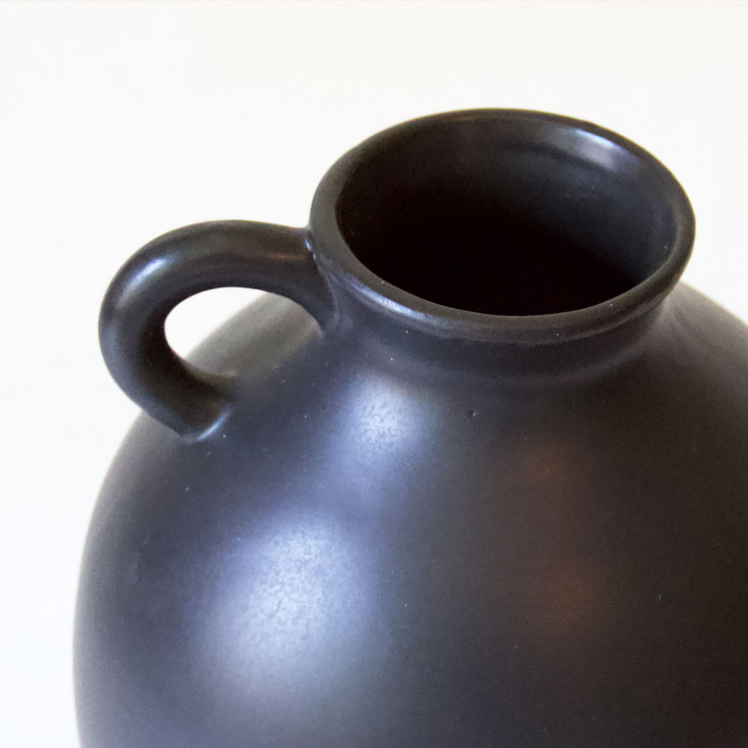 Ceramic Urn Vase - Black