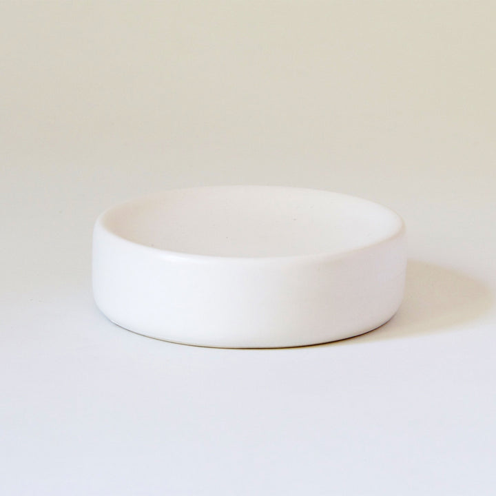 Minimalist Matte Round Stoneware Soap Dish