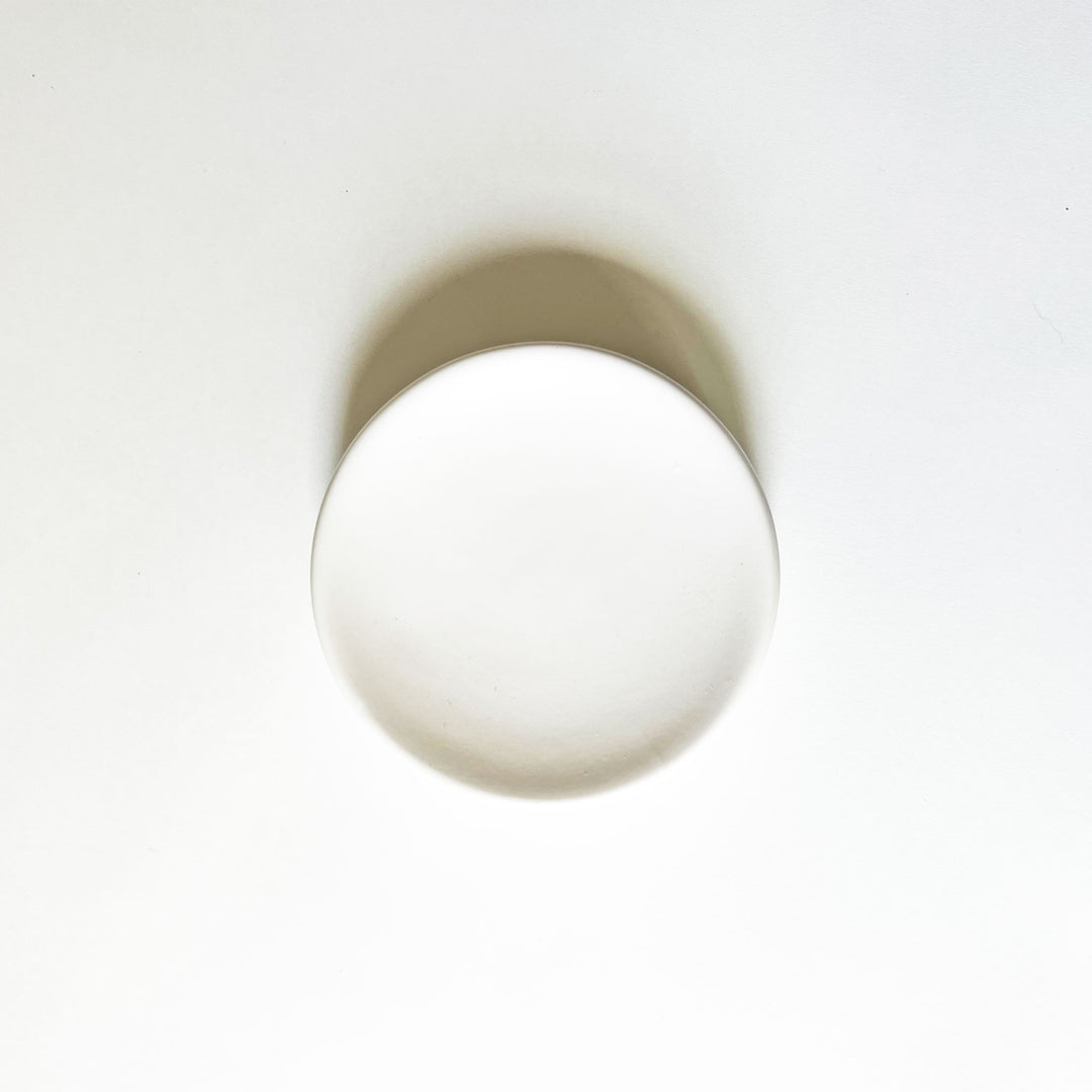 Minimalist Matte Round Stoneware Soap Dish