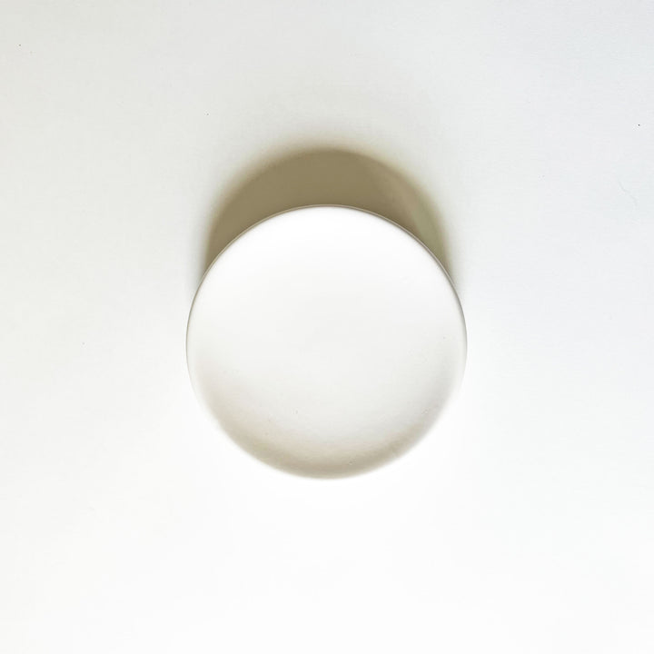 Minimalist Matte Round Stoneware Soap Dish