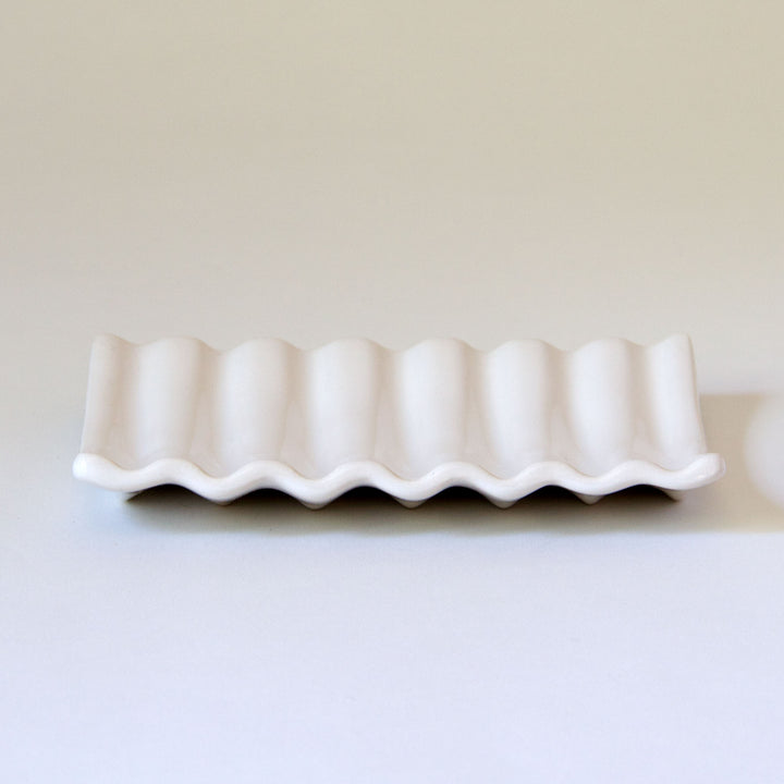 Ridged Ceramic Soap Dish