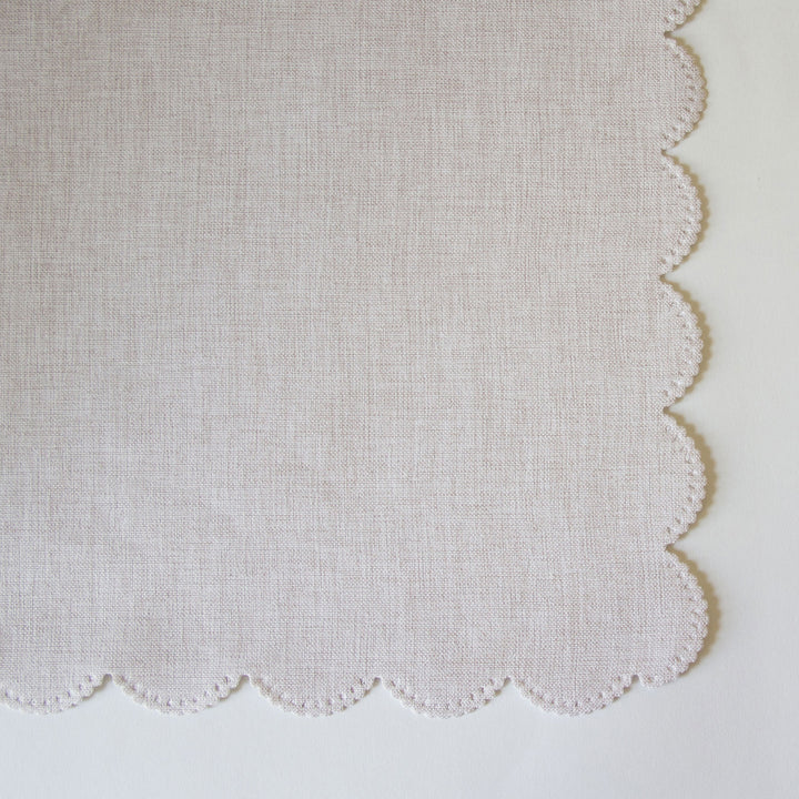 Scalloped Tablecloth - Natural
